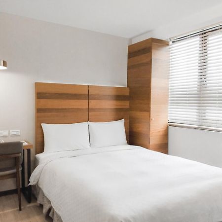 Check Inn Express Taipei Station Ngoại thất bức ảnh