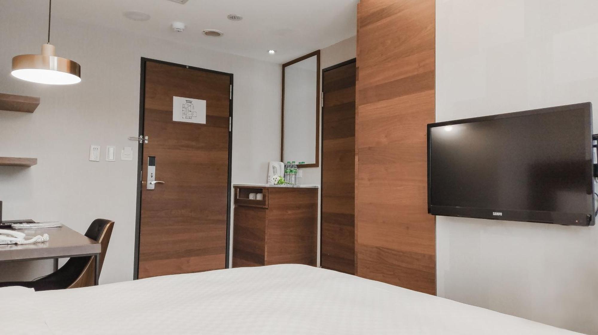 Check Inn Express Taipei Station Ngoại thất bức ảnh